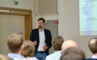 Syntegon: modulare Prozessmaschinen mit Cquenz für skalierbare, flexible Produktentwicklung, Variantenbewertung und durchgängige Kosten- und Konfigurationsanalyse.