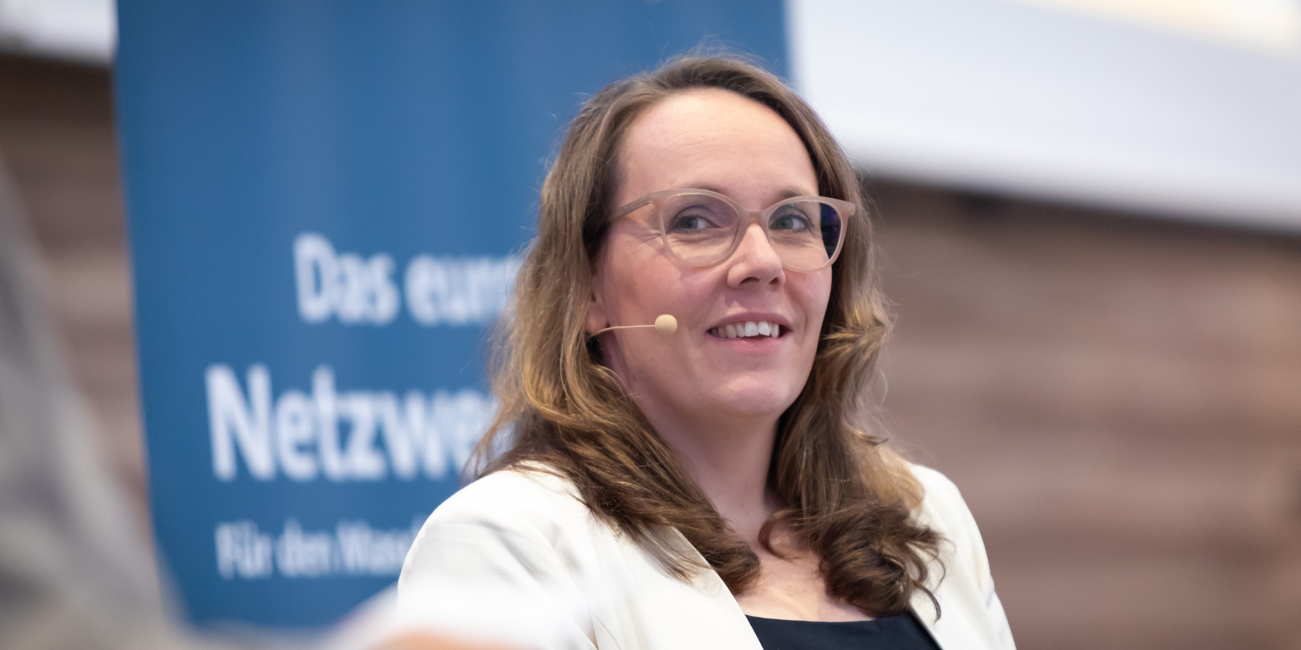 Sandra Szech, CEO von Odego, als Sprecherin der Lunch-Session zur Produktstruktur im Maschinenbau